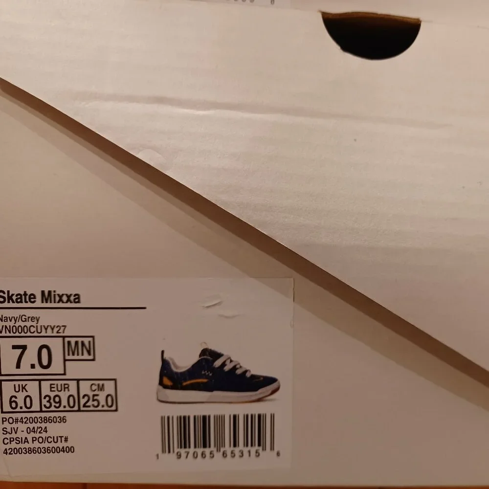 Vans Men's 7/Women's 8.5 Skate Mixxa Navy/Grey Skateboarding Shoes VN000CUYY27